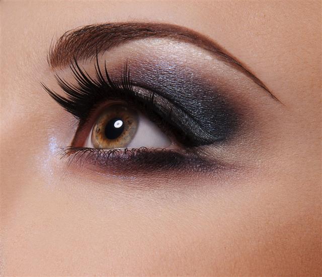 Glamour Eye Make Up Close