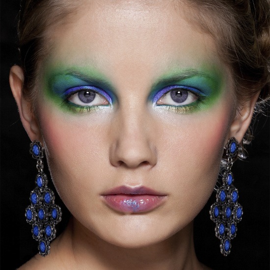 Avant-garde Eye Makeup with Blue and Green Eyeshadow