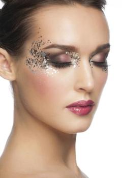 glitter eye makeup