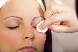 Homemade Eye Makeup Remover