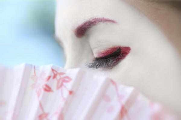 Red eyebrow